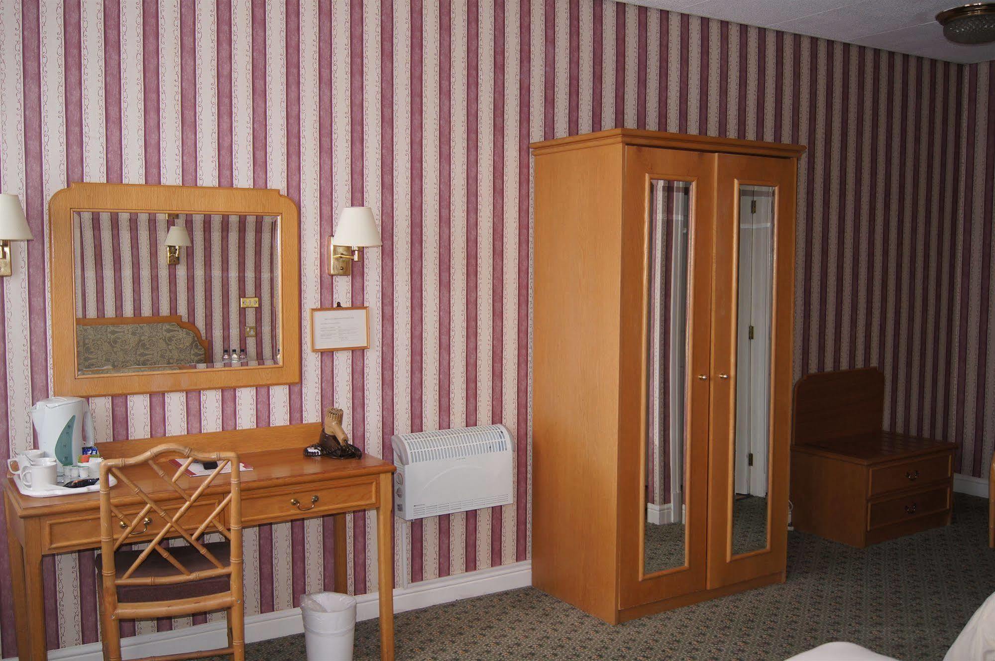 Castle Hotel Tamworth Esterno foto