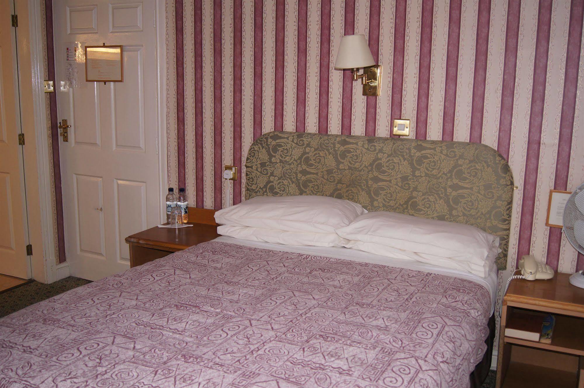Castle Hotel Tamworth Esterno foto