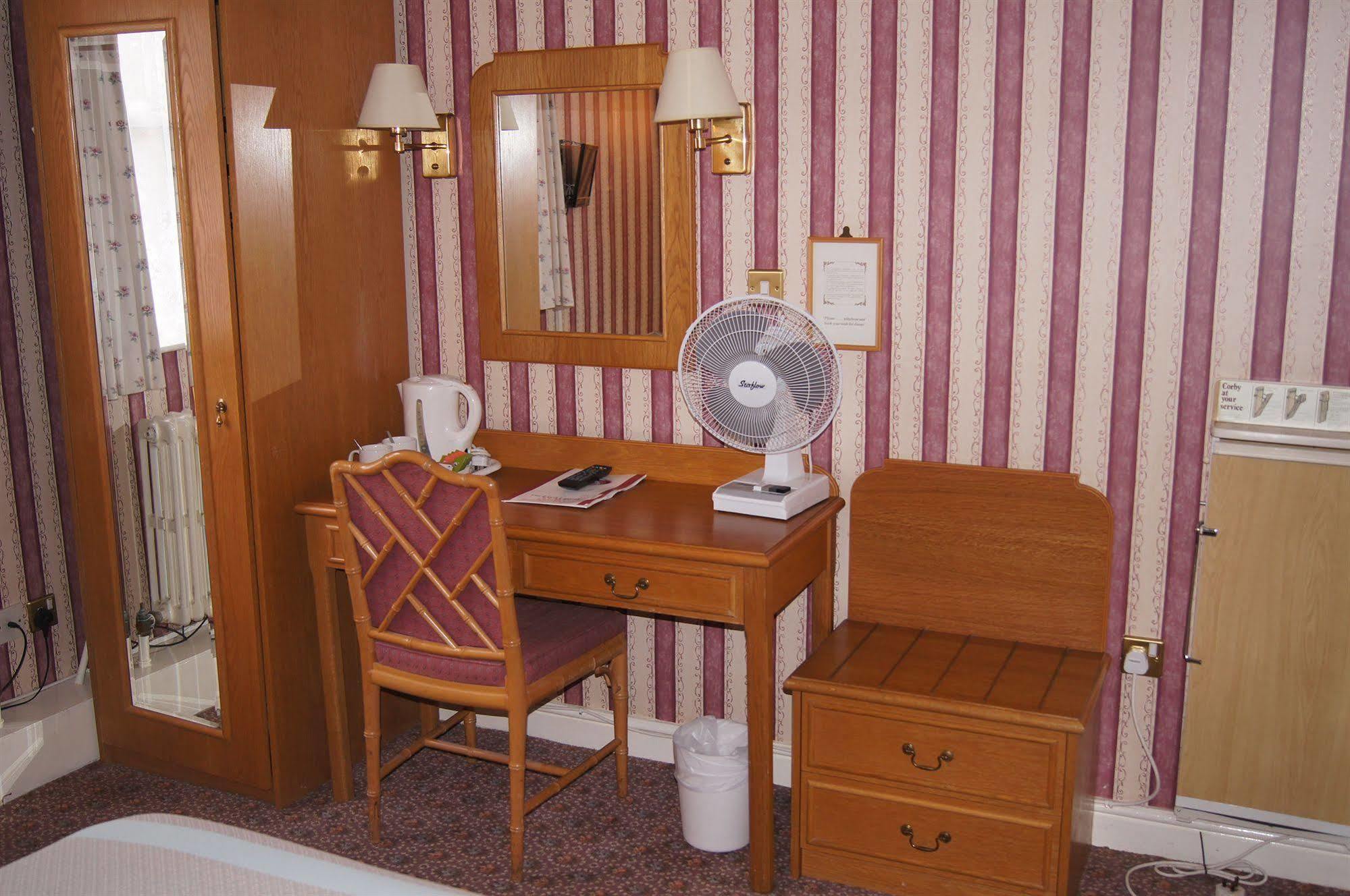Castle Hotel Tamworth Esterno foto